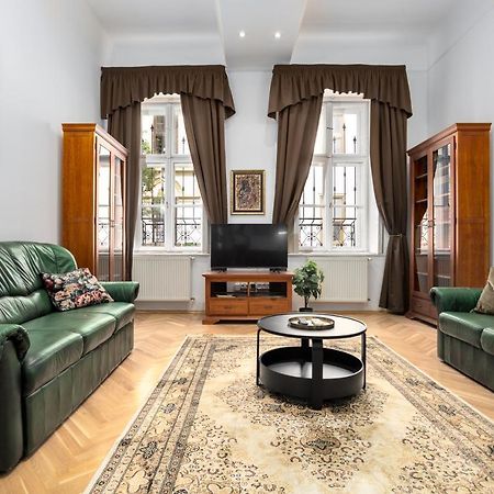 Emerald Suite With Free Parking Budapesta Exterior foto