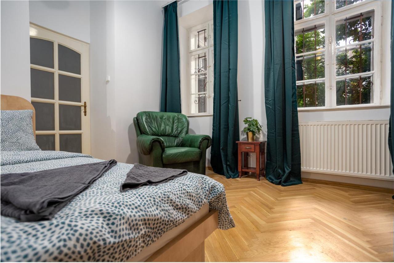 Emerald Suite With Free Parking Budapesta Exterior foto