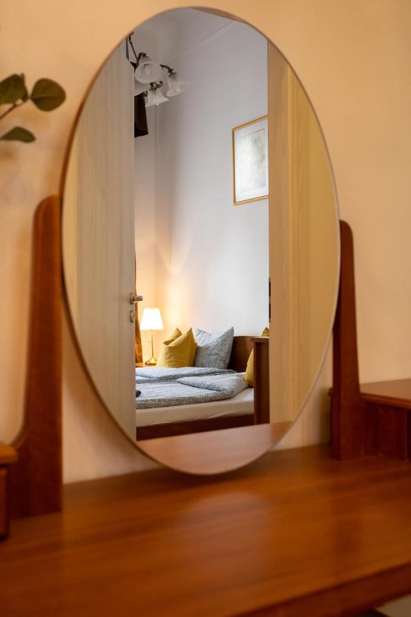 Emerald Suite With Free Parking Budapesta Exterior foto