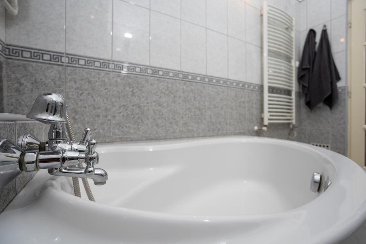 Emerald Suite With Free Parking Budapesta Exterior foto