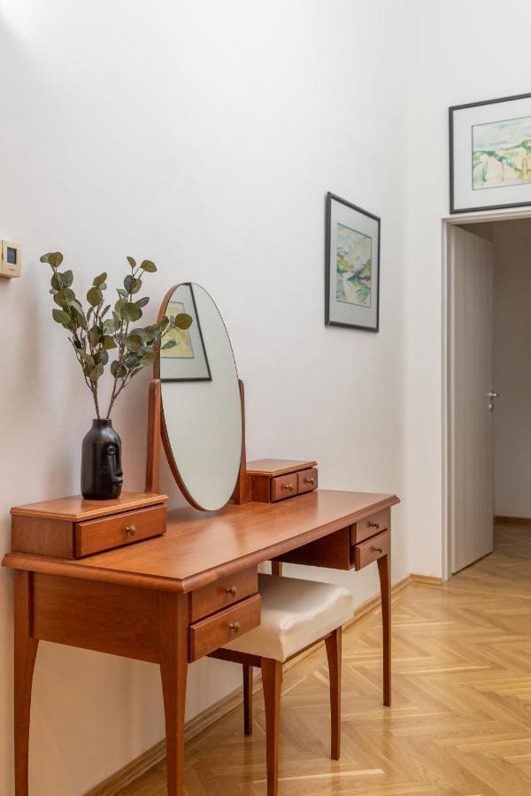 Emerald Suite With Free Parking Budapesta Exterior foto