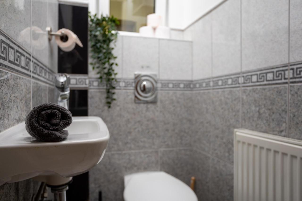 Emerald Suite With Free Parking Budapesta Exterior foto
